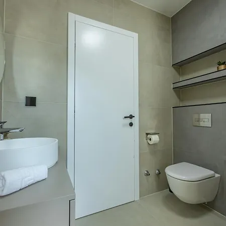 Family Friendly House With A Swimming Pool - 24765 Crikvenica